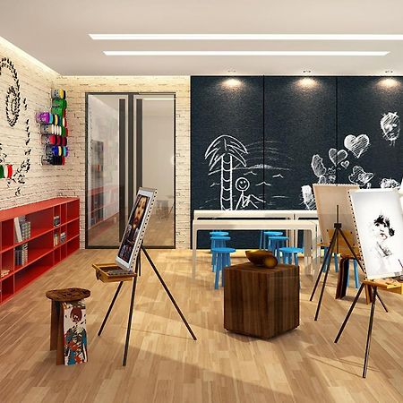 The Residences At Commonwealth By Century Properties ケソンシティ エクステリア 写真